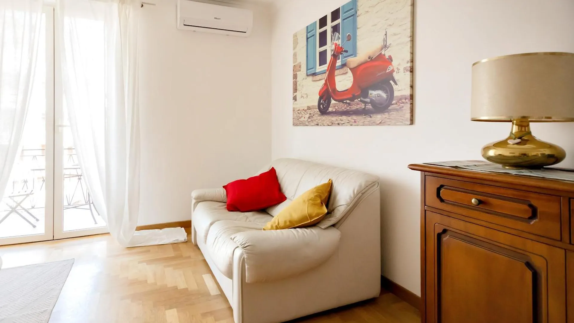 Live Roma - Casa Vacanze Sampietrini 0*, Rome